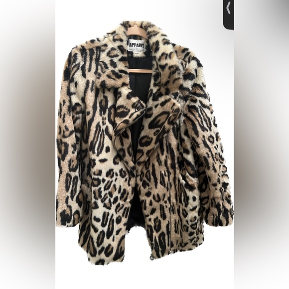 Apparis Jackets & Blazers - APPARIS- NWOT fully lined Leopard Print Jacket with cool zipper detail
